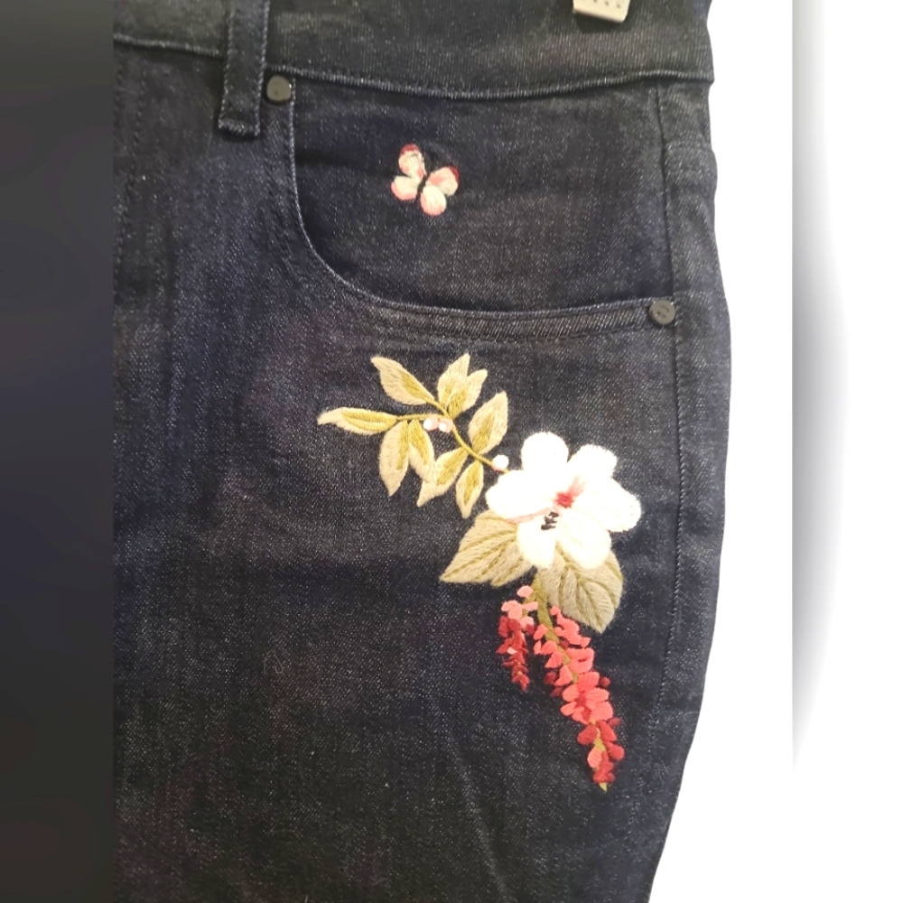 Kate Spade NWT Broome Street Embroidered Cuff Jeans Size 28 Indigo (429) - Picture 3 of 11